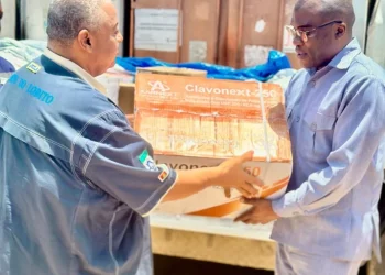 Porto do Lobito reforça stock de medicamentos do Hospital da Catumbela