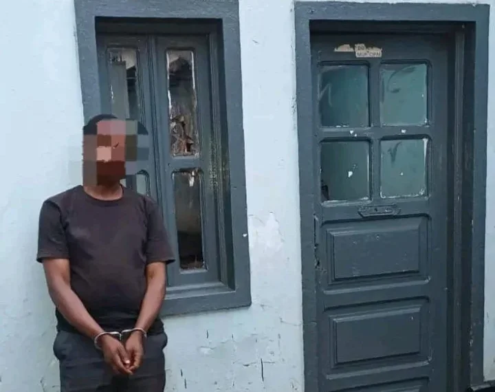 Detido cidadão da RDC por exercício ilegal de actividade farmacêutica na Lunda-Norte