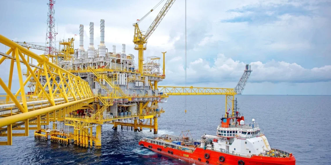 Angola pode tirar proveito com agitação do mercado petrolífero provocado pela situação no Médio Oriente