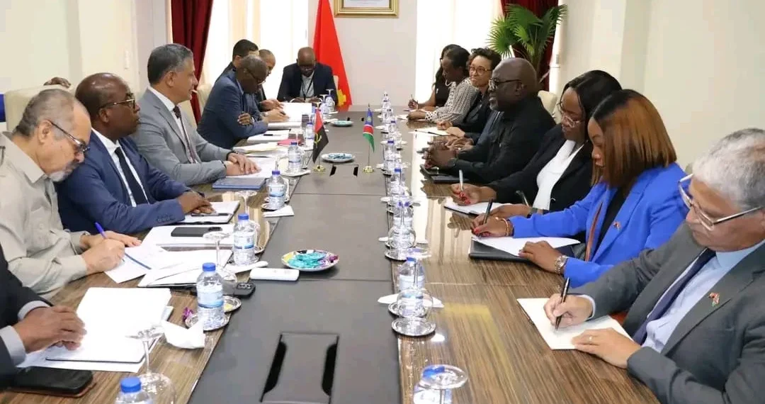 Angola e Namíbia analisam estado de implementação dos projectos de cooperação energética