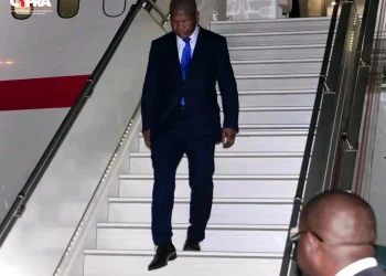 Presidente da República regressa ao país proveniente de Portugal