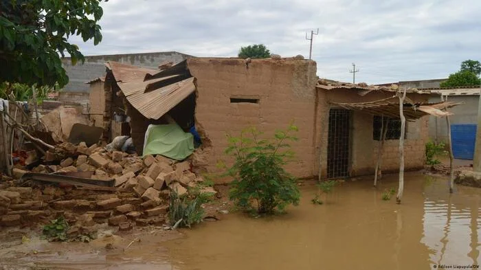 Chuva mata quatro pessoas e deixa mais de mil famílias desalojadas no Moxico Leste
