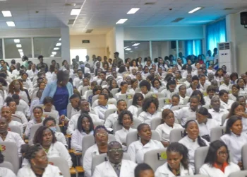 Mais de 200 técnicos em Benguela participam da cerimónia de abertura dos cursos de especialização em Hematologia e Bioquímica Clínica