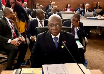 Téte António representa Angola na Reunião do Conselho de Ministros da SADC em Pretória