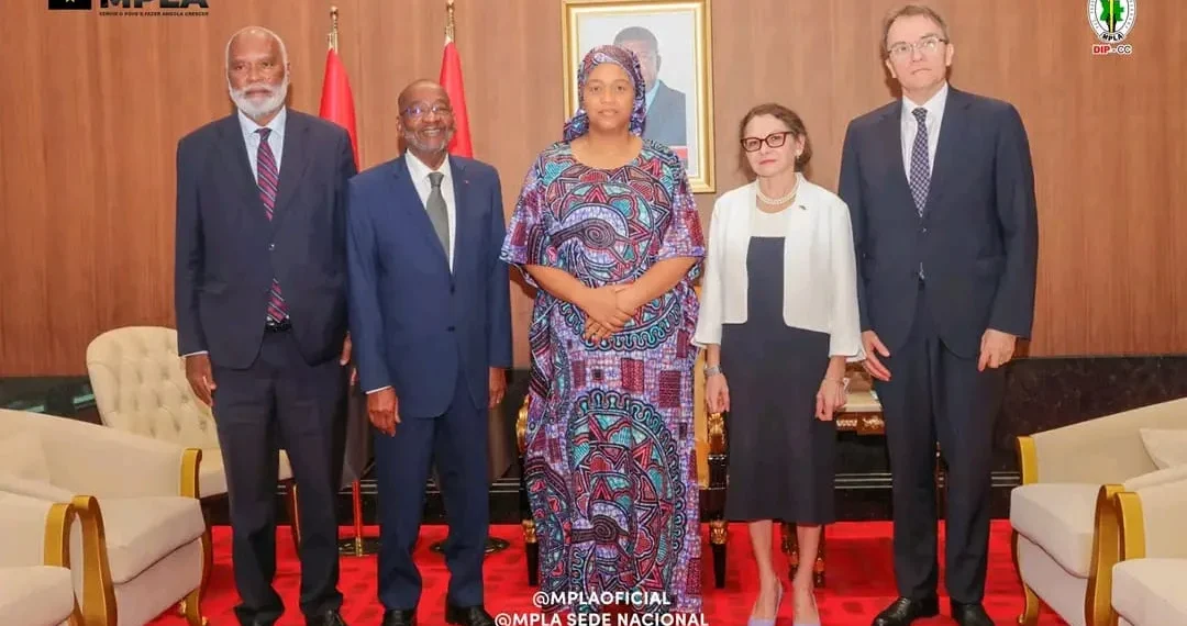 Vice-presidente do MPLA recebe em audiência representantes da Francofonia, Itália e Moçambique