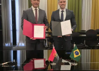 Angola e Brasil assinam memorando sobre cooperação técnica no sector da Energia Eléctrica
