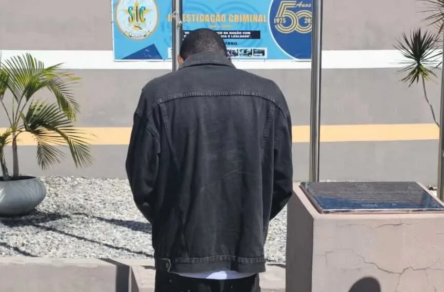 Suposto líder de seita religiosa acusado de abusar sexualmente de menor de 16 anos