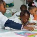 Standard Bank entrega três bibliotecas a escolas primárias no Huambo