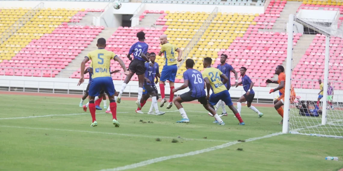 Polícias e tricolores centralizam hoje atenções das “meias” da Taça de Angola