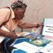 Biblioteca móvel da “avó Cecília” elogiada por Daniel Chapo