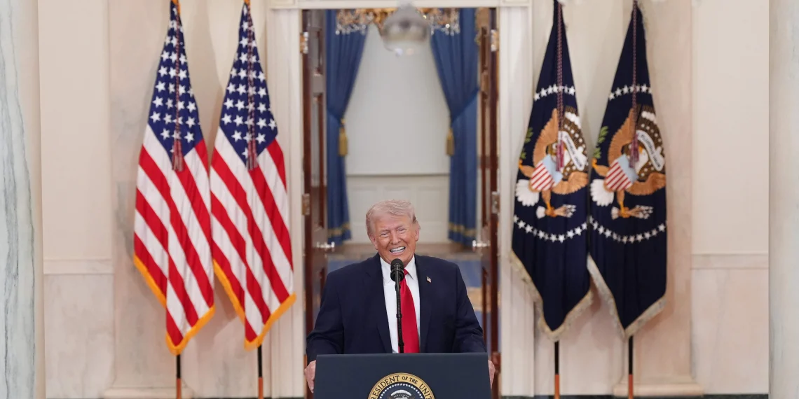 Donald Trump declara estar a considerar saída norte-americana do ‘tigre de papel’ da OTAN