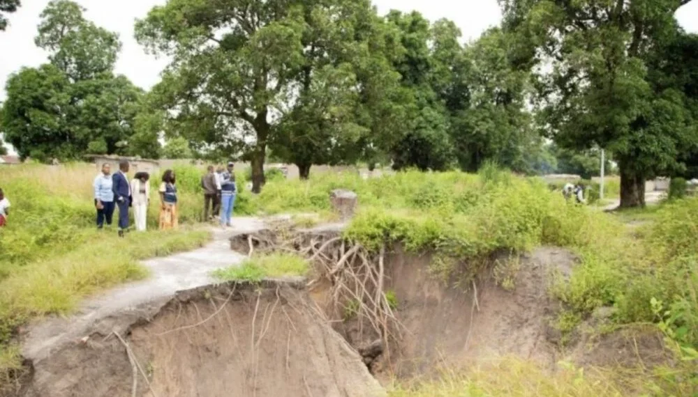 Ravinas do Luau colocam em risco mais de 20 mil pessoas
