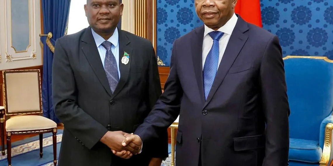 PR recebe cumprimentos de despedida do Embaixador tanzaniano Mateus Mkingule