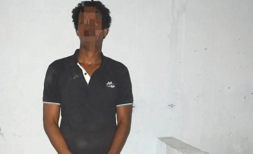 Cidadão eritreu detido por vender produtos em estado de deterioração em Benguela