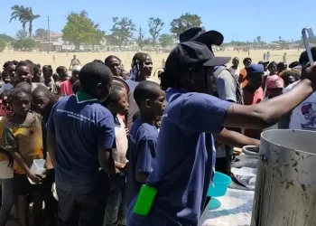 Detidos cinco cidadãos suspeitos de furtos de bens destinados aos sinistrados de Benguela