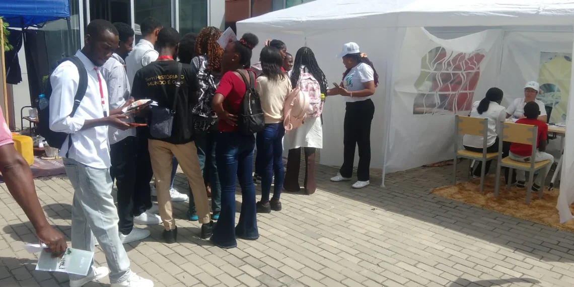 Feira de saúde mental atende mais de 550 pessoas em dois dias no Lubango