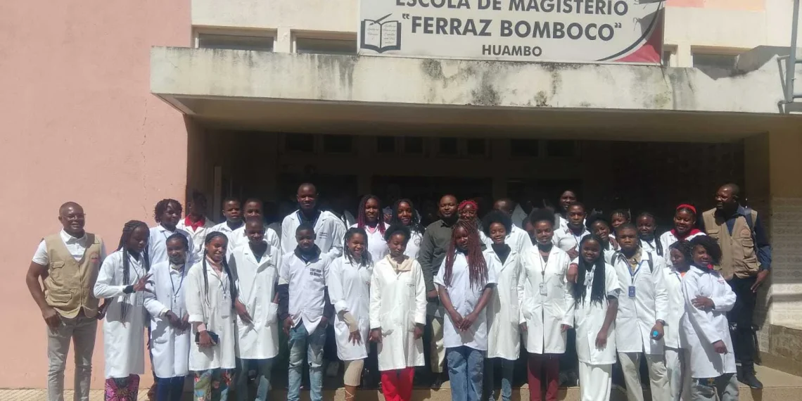 ASA-Huíla leva projecto “Poesia nas Escolas” à província do Huambo
