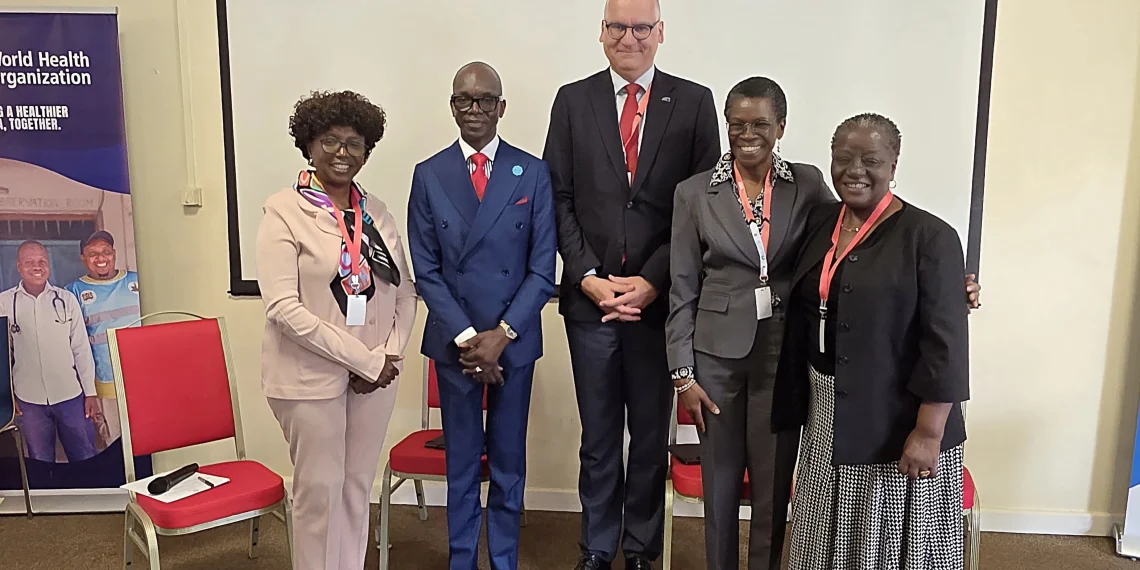 Ministra da Saúde destaca modelo angolano de financiamento sustentável em Nairobi