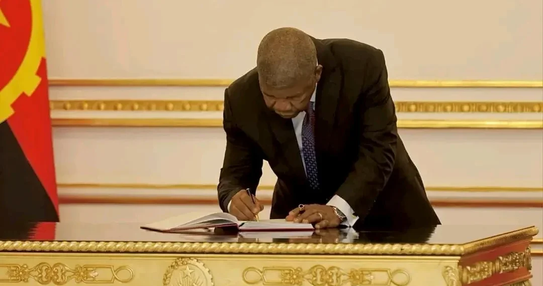 Presidente da República exonera embaixador de Angola no Senegal