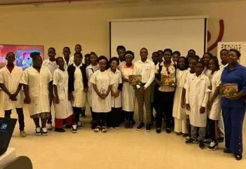 150 estudantes beneficiam de programa de educação cientifica