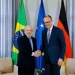 Merz recebe Lula com honras militares em Hanover em visita com foco económico
