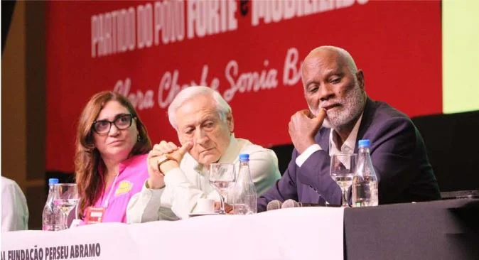 MPLA e PT reforçam laços de cooperação durante congresso partidário no Brasil