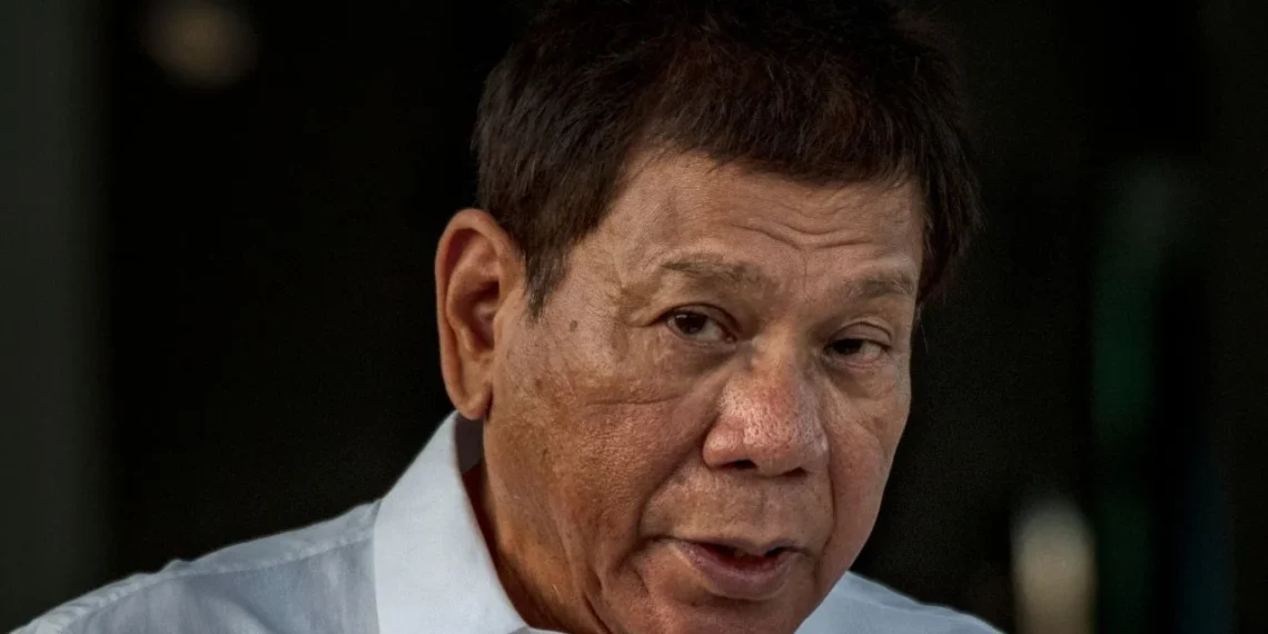 Ex-presidente filipino Duterte julgado por crimes contra humanidade