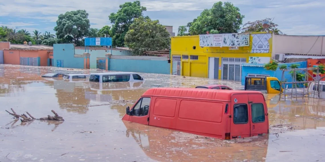 Empresários afectados pelas cheias em Benguela sugerem alargamento de moratória para alívio económico