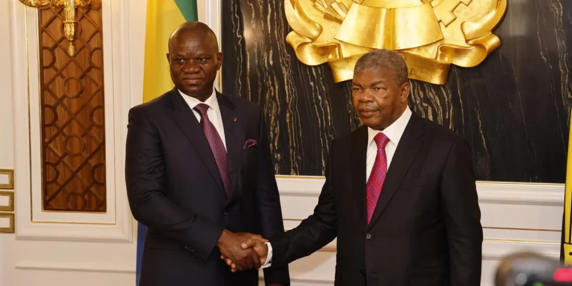 Presidente João Lourenço e Brice Oligui Nguema analisam cooperação bilateral