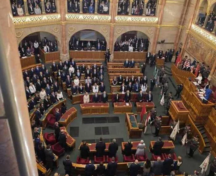 Angola marca presença na cerimónia de investidura do novo Governo húngaro