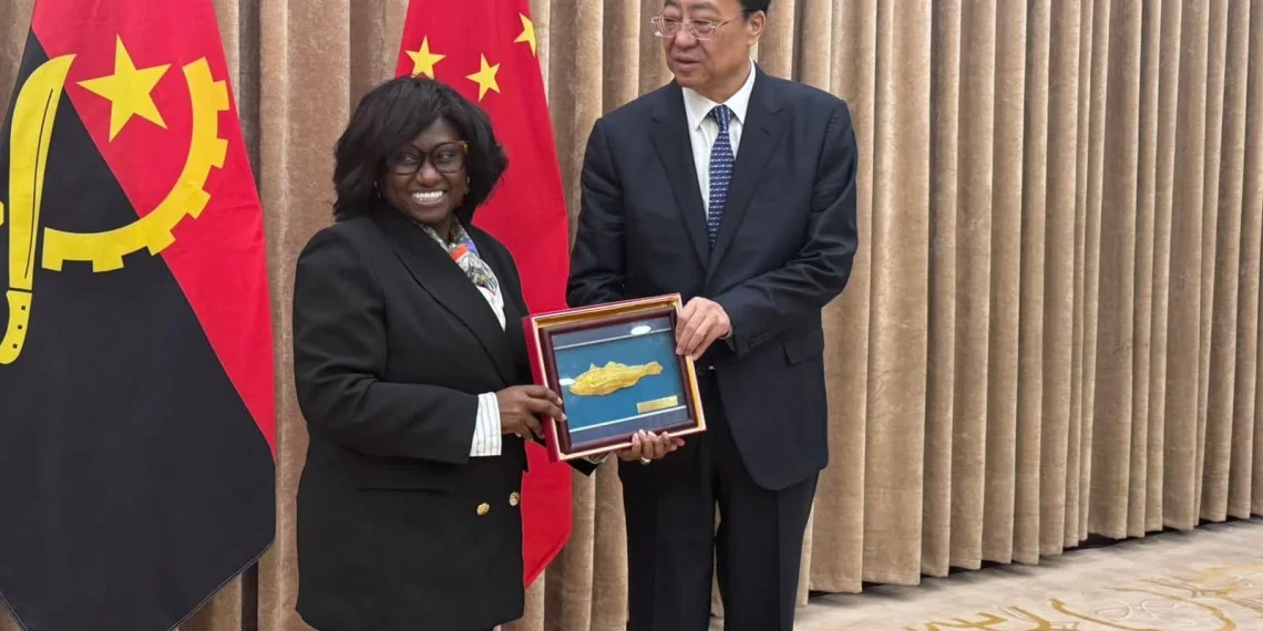 Angola e China assinam Memorando de Entendimento no sector das pescas e aquicultura