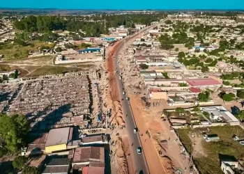 Obras de asfaltagem no troço São João–Cambiote avançam a bom ritmo no Huambo