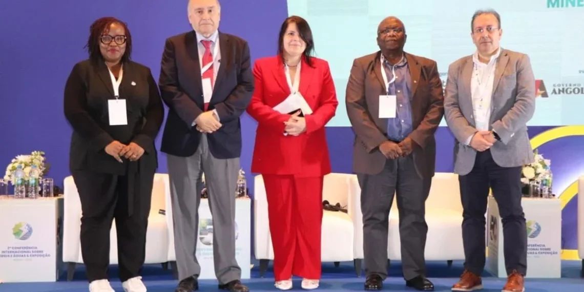 Conferência destaca avanços e desafios da expansão da água e energia em Angola