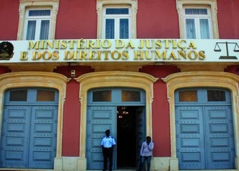 DR