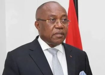 Embaixada de Angola na Nigéria presta últimas homenagens a Manuel Augusto