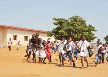 A melhor riqueza de Angola chama-se criança