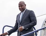Presidente moçambicano trabalha hoje em Luanda