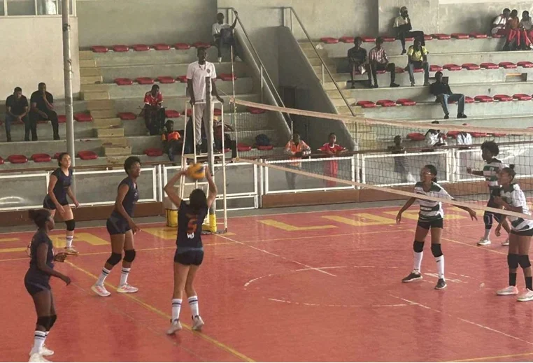 Estado do voleibol de sala na Huíla: Falta de verbas e pavilhões ameaça paralisar competições