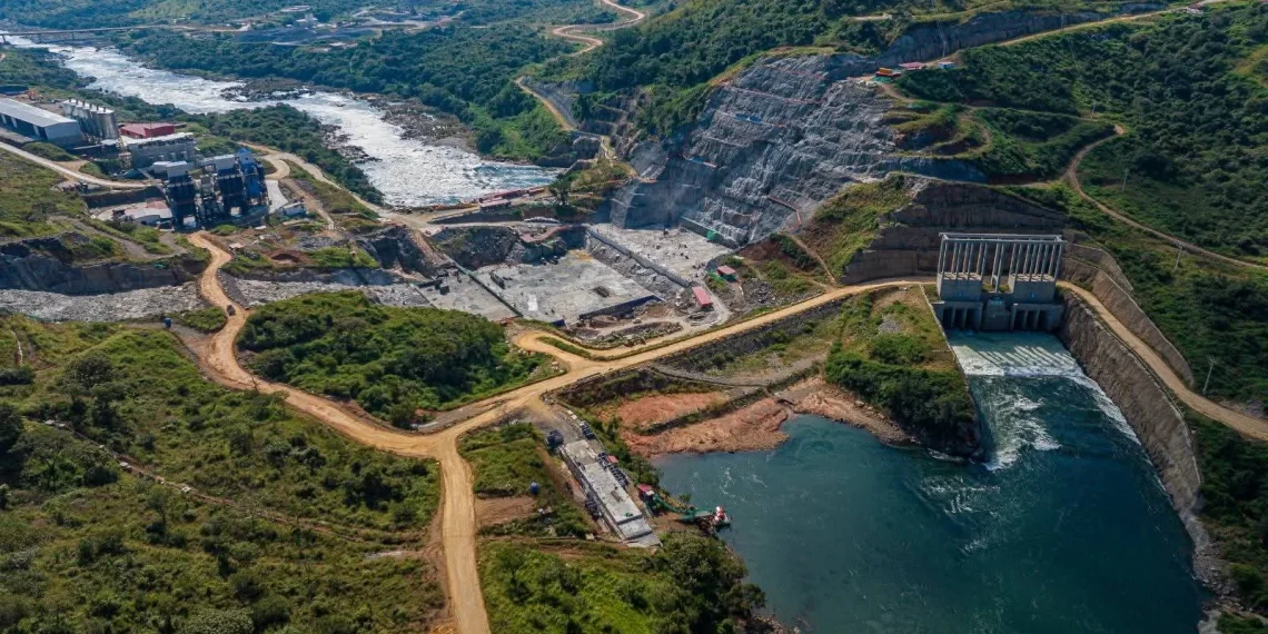 Obras do Aproveitamento Hidroeléctrico de Caculo Cabaça com 49% de execução física