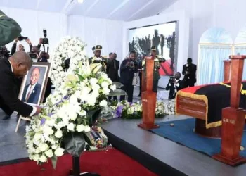 Presidente da República rende tributo a Manuel Augusto