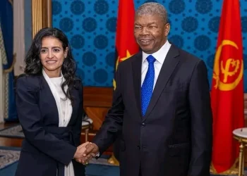 PR e secretária-geral da ONU Turismo abordam o desenvolvimento do sector