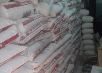 Apreendidos em Cabinda mais de mil sacos de farinha de trigo caducada
