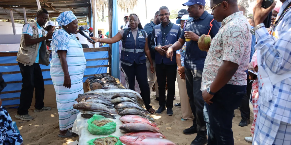 Feira do Pescador impulsiona a economia comunitária do Mussulo