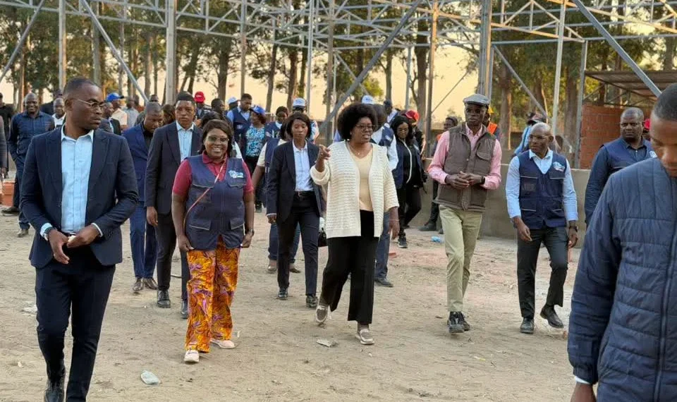 ‎Governadora Celeste Adolfo constata preparativos da 3ª edição da Expo-Bié