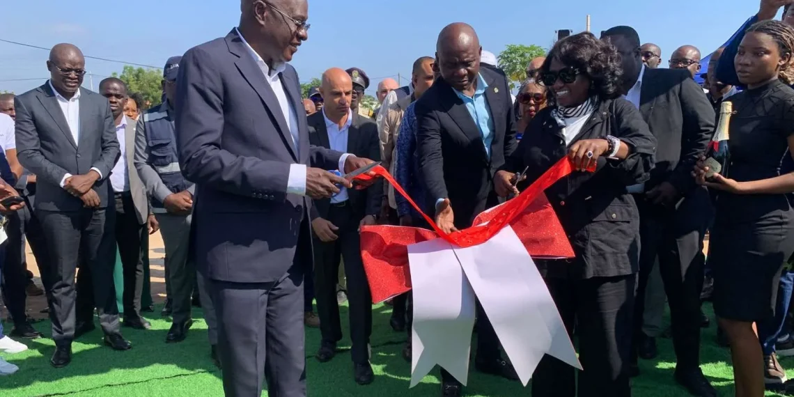 Ministra inaugura em Benguela pescaria avaliada em mais de 20 mil milhões de kwanzas