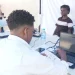 Vítimas das cheias começam a tratar documentos arrastados pela “fúria” das águas do Cavaco