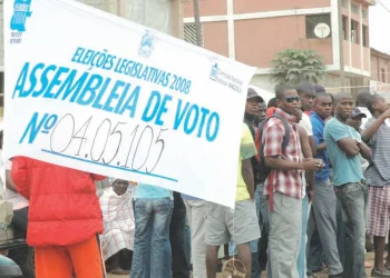 Jovens distanciam-se do voto como “herança familiar”