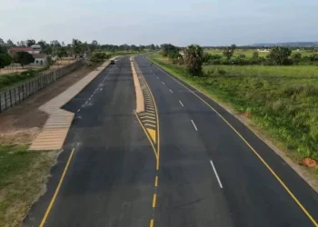 Governo destaca avanço das obras nas estradas nacionais 100 e 200 em Cabinda