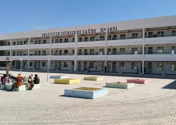 Instituto Técnico de Saúde da Huíla suspende curso de Análises Clínicas por falta de condições