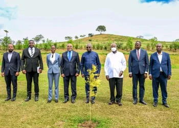Mensagem do Presidente da República entregue ao homólogo ugandês